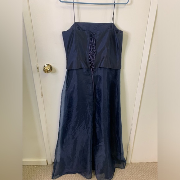 3for$15😍 Blue Organza spaghetti strap gown - Picture 2 of 12